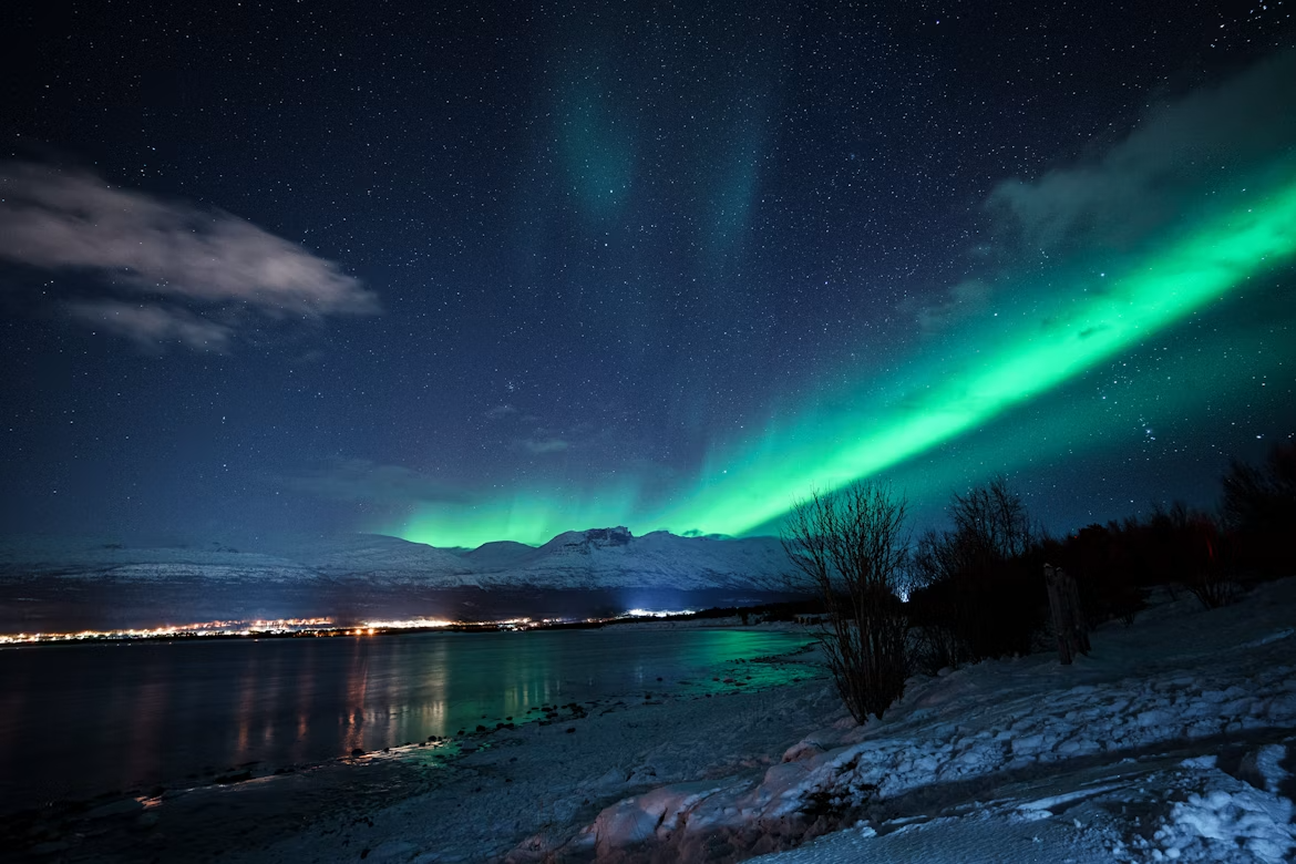 Luxury Northern Lights Norway package in Arctic winter